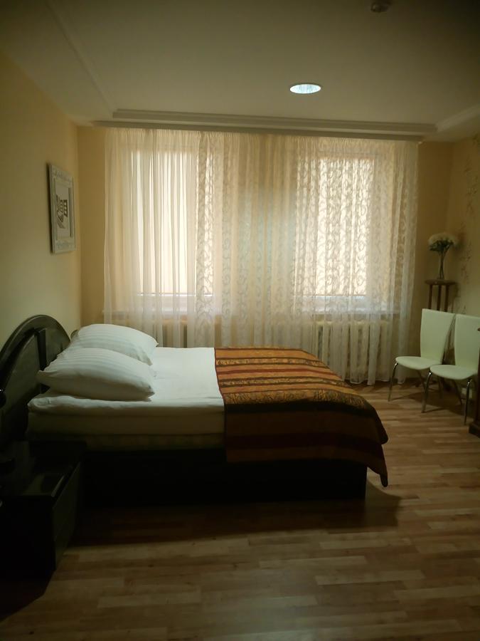 Vaivorykste Otel Šiauliai Dış mekan fotoğraf