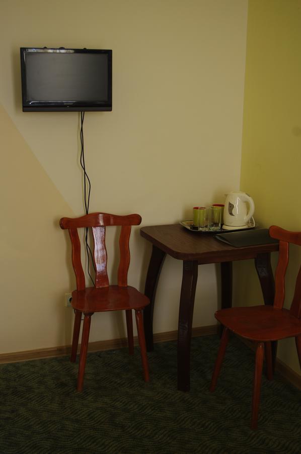 Vaivorykste Otel Šiauliai Dış mekan fotoğraf