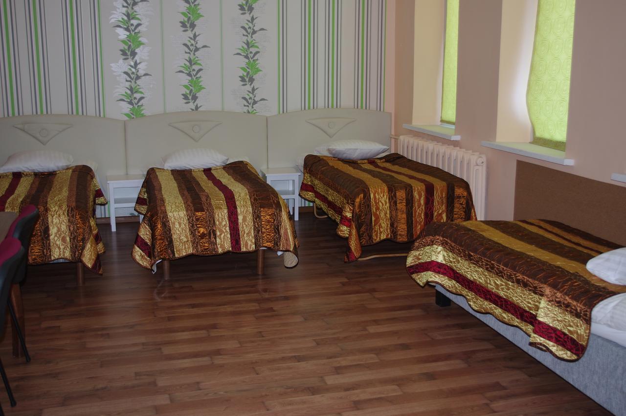Vaivorykste Otel Šiauliai Dış mekan fotoğraf